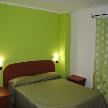 פיומיצ'ינו B&B Insula Portus חדר תמונה