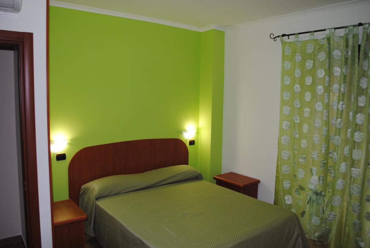 פיומיצ'ינו B&B Insula Portus חדר תמונה